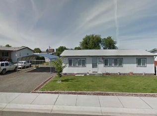 6201 Crestfields Rd, Yakima, WA 98903