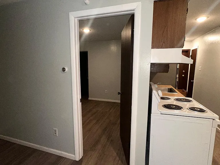 731 Prospect St #6 — Photo 6