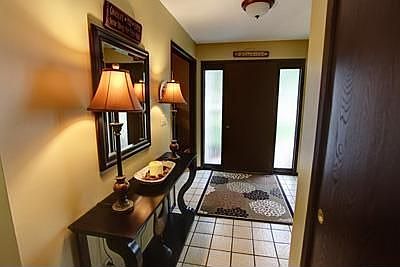 3rd image of 6871 Walnut Creek Ct