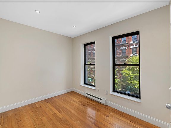 4th image of 8 W 108th St #39A