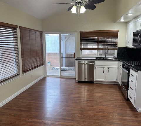 4th image of 1147 Marigold Ln