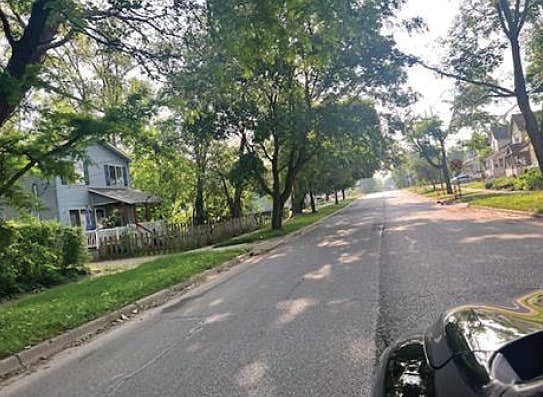 2nd image of 321 Reed St