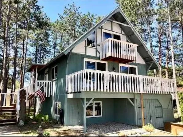 8885 W Suwanee Trl, Howard City, MI 49329