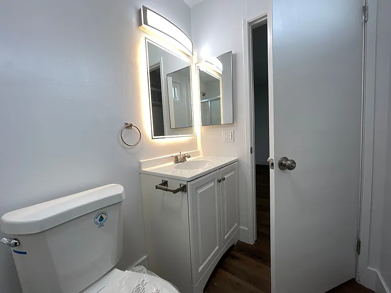 20353 Saticoy St — Photo 76