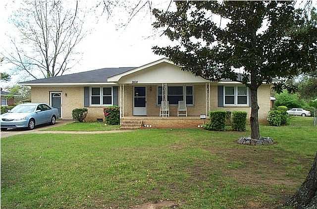 1st image of 2608 38th Ave