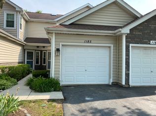 1185 Regency Dr, Schaumburg, IL 60193