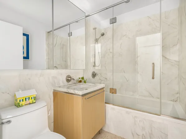 200 Chambers Street 25F image 11 of 11