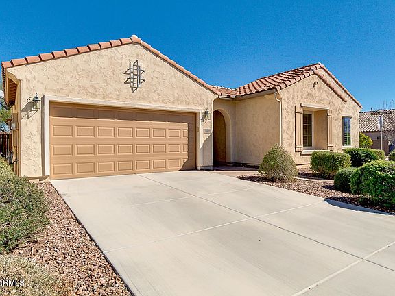 2nd image of 3607 N Balboa Dr