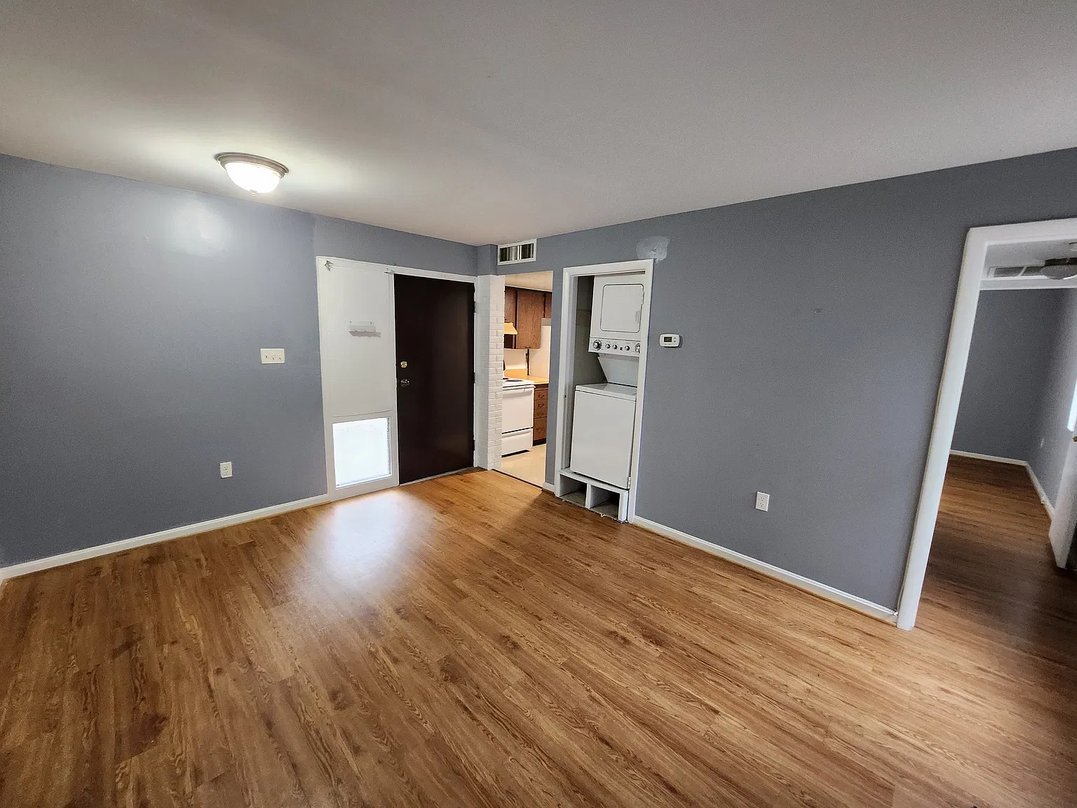 1503 West Street - F — Photo 1