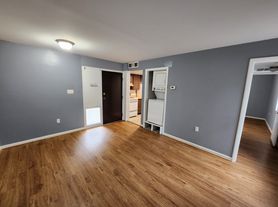 1503 West Street - F