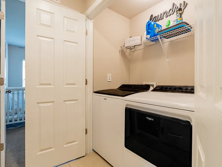 22420 Sacramento Ave — Photo 25