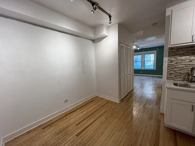 4843 N Ashland Ave #21-B — Photo 8