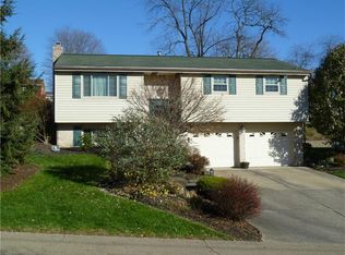 524 Reamer Ave, Carnegie, PA