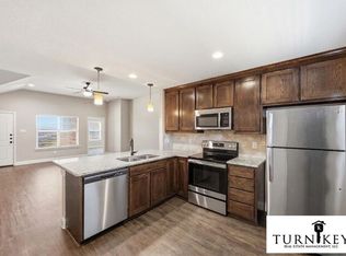 1325 White Sand Dr, Azle, TX 76020