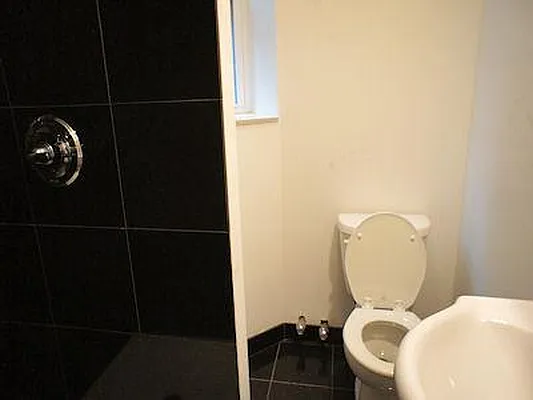 Rented by JM Preston Properties LLC | media 32