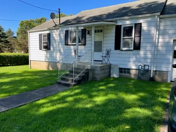 2812 Laurel Ave, Natrona Heights, PA 15065