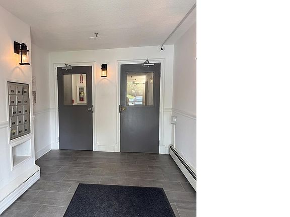 2nd image of 32 Veronica Dr #401