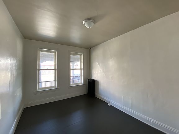 2nd image of 1042 W Market St #1038