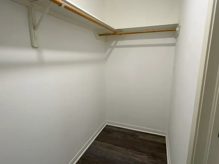 518 Tall Timber Dr — Photo 9