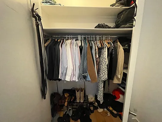 Rented by Buchbinder & Warren | media 9