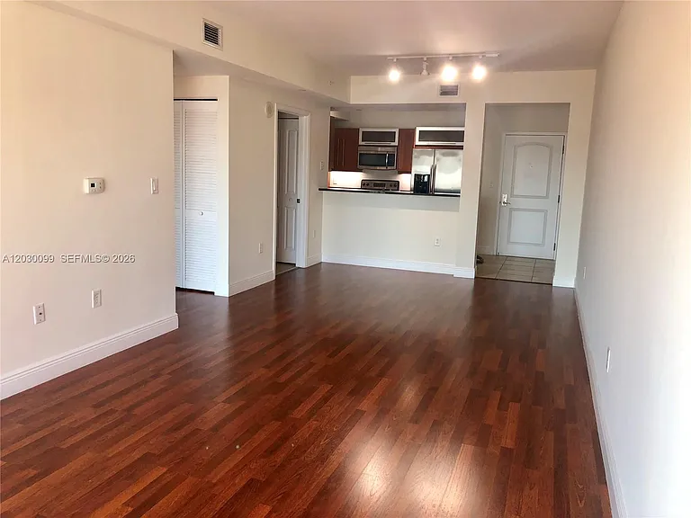 7350 SW 89th St #1209S — Photo 4