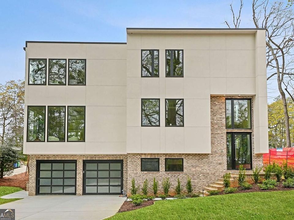 1st image of 1260 Kingsley Cir NE