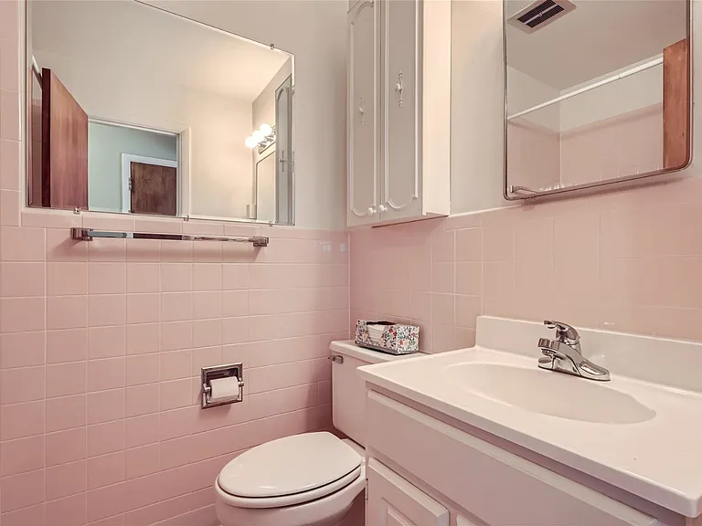 2732 S Garfield St — Photo 14