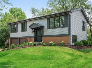 541 Cottonwood Cir, Bolingbrook, IL 60440