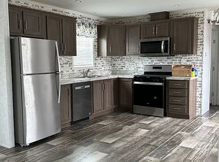 51 Summer St, Salunga, PA 17538