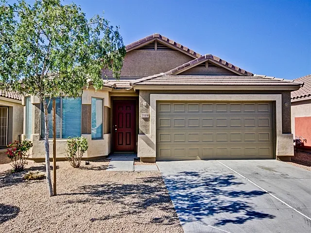 7119 W Fawn Dr — Photo 1