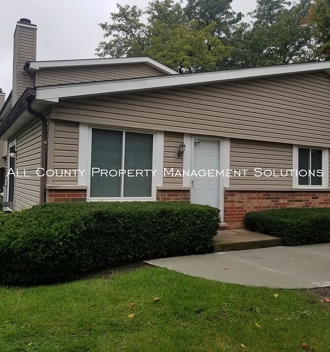 1st image of 1169 Foxglove Ln #2-A