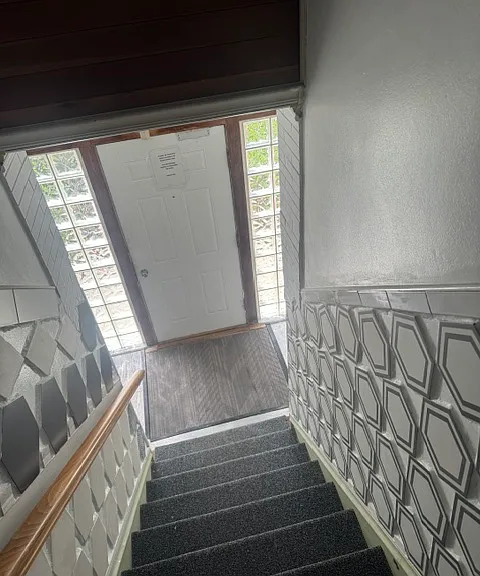 2717 Girard Ave S #101 — Photo 14