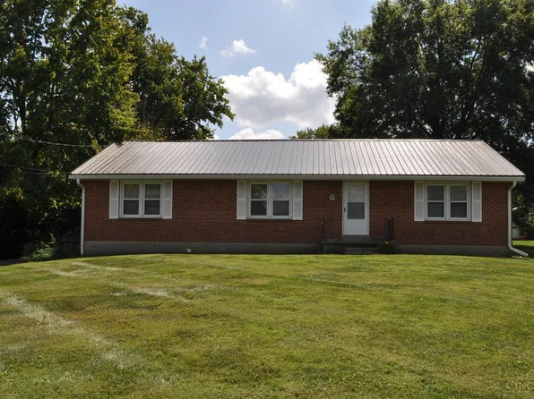 120 W North St, Russellville, OH 45168
