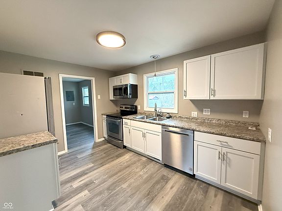 4th image of 307 Wayne Ave