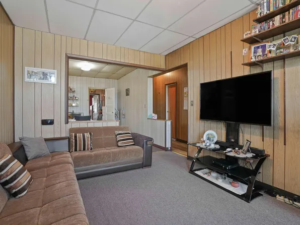 67-03 Myrtle Avenue image 24 of 36