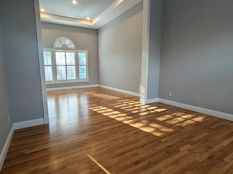 450 NW Pacific Grove Dr — Photo 6
