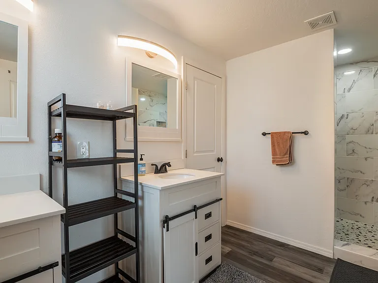 3408 La Veta Dr NE — Photo 18