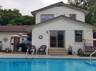 208 Camden Ct, Evansville, IN