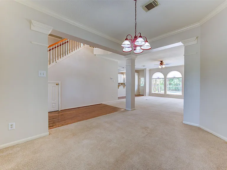 1107 Magnolia Woods Ct — Photo 6