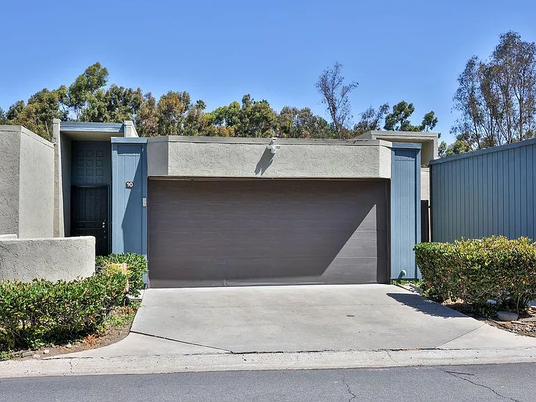 6395 Rancho Mission Rd #10 — Photo 28