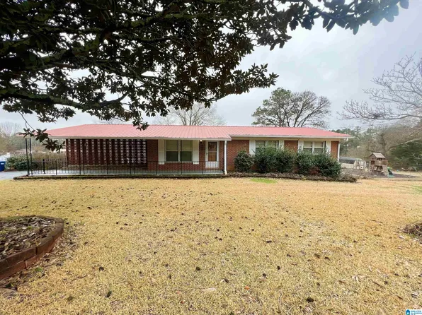 724 Maxanna Dr, Anniston, AL 36206