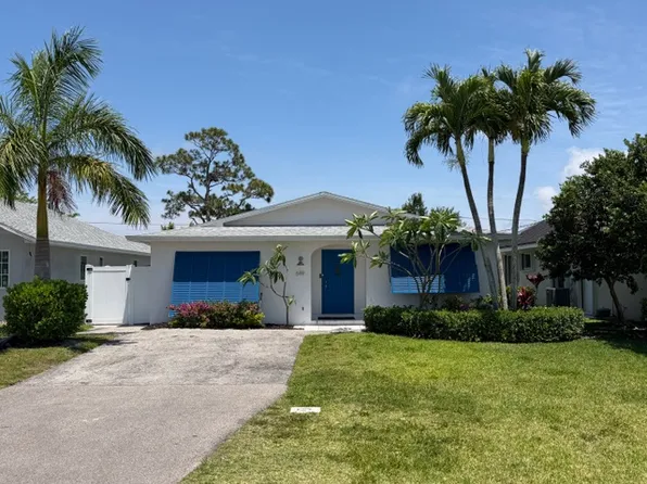 649 109th Ave N, Naples, FL 34108