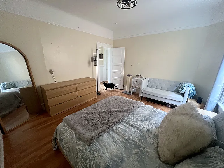 339 Waller St #1 — Photo 11