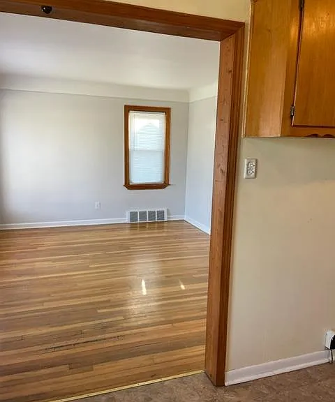 3504 23rd St — Photo 9