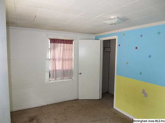4th image of 4413 Virginia Dr