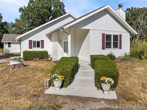 2nd image of 1268 Thousand Acres Rd