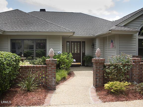 2nd image of 24 Ellenita Dr