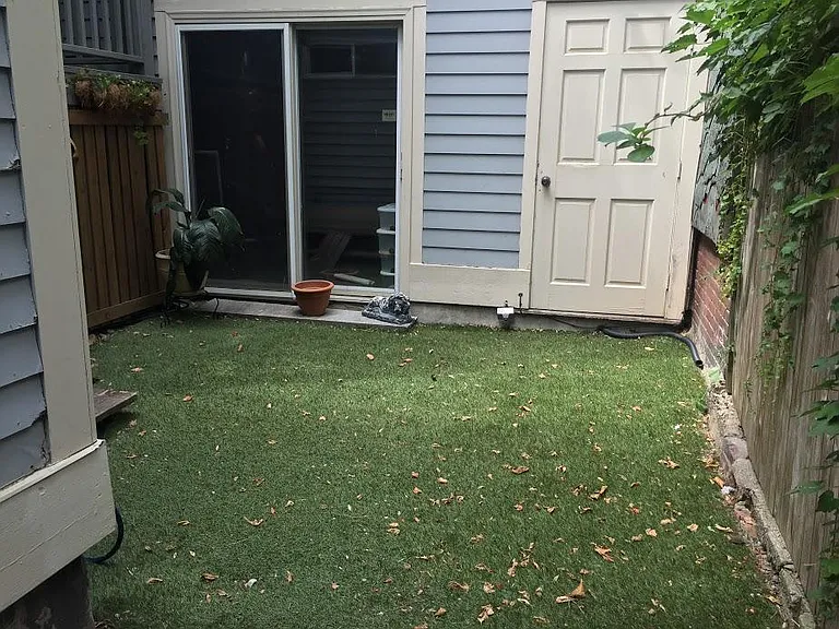 253 Bunker Hill St — Photo 18