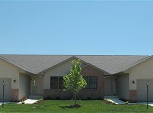 1157 W Donald Dr, Freeport, IL 61032