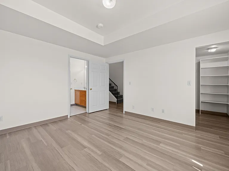 Glenmoor Townhomes — Photo 34